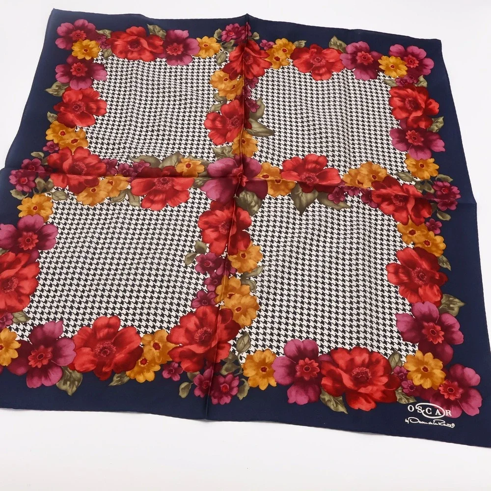 Oscar de la Renta VTG Silk Scarf Houndstooth and Floral Square 21x21